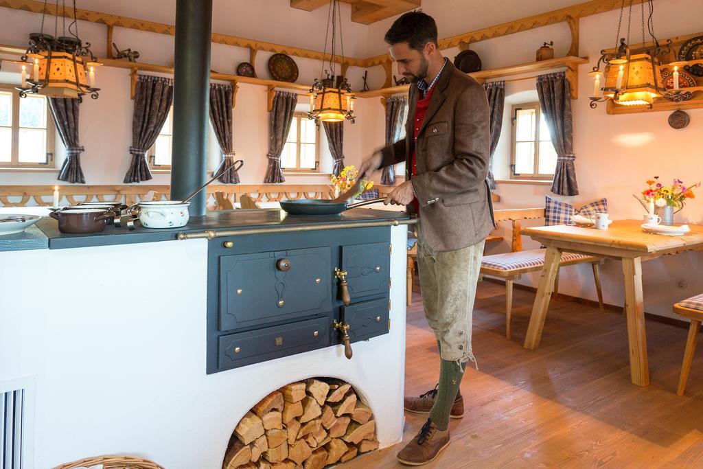 Almdorf Seinerzeit Hotell Wiedweg Exteriör bild