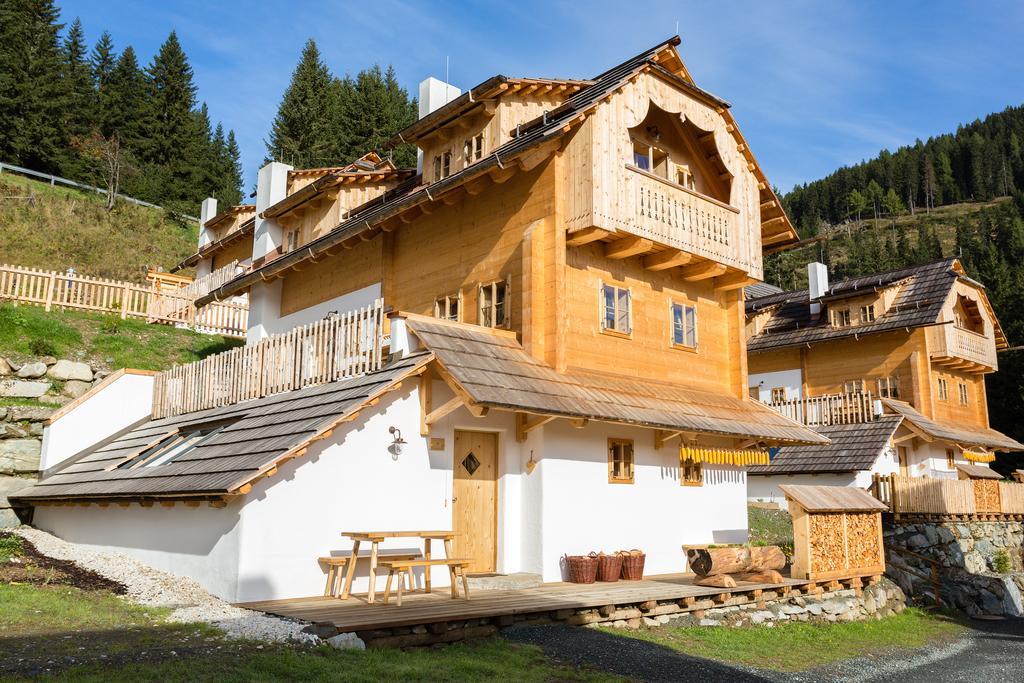 Almdorf Seinerzeit Hotell Wiedweg Exteriör bild