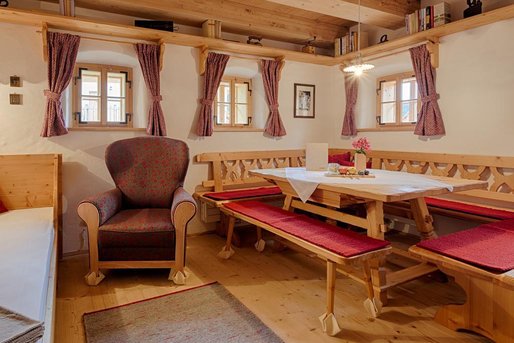 Almdorf Seinerzeit Hotell Wiedweg Exteriör bild